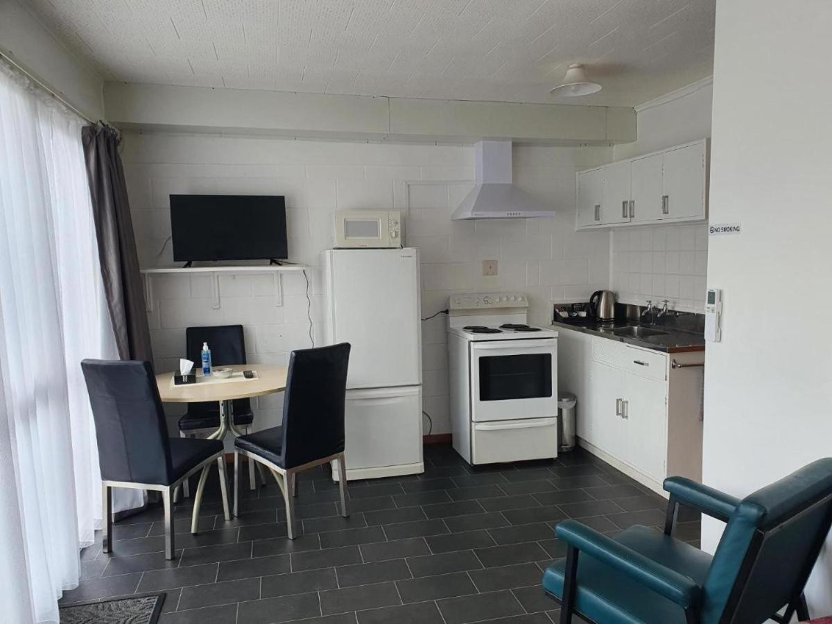 Brooklyne Motel Sanson Екстер'єр фото