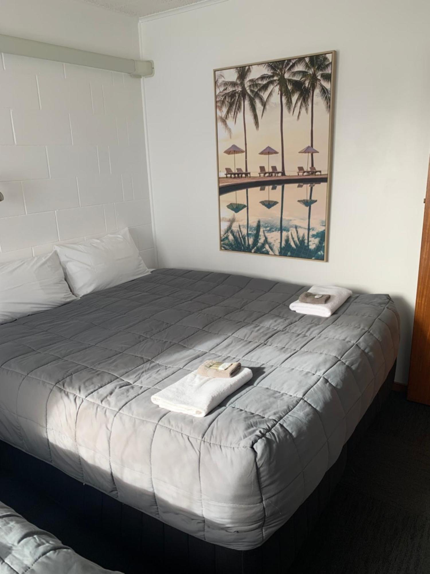 Brooklyne Motel Sanson Екстер'єр фото